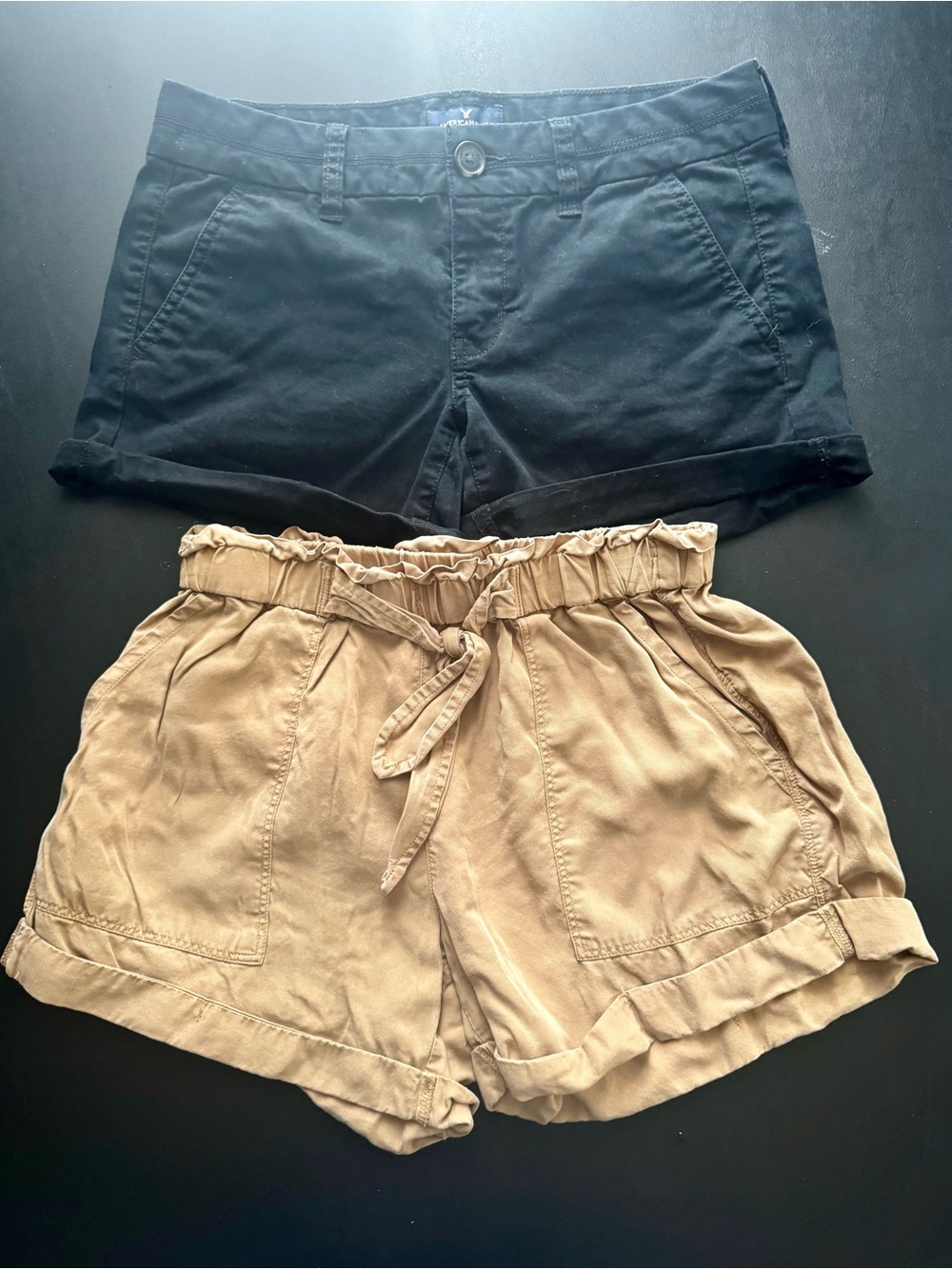 Aerie AE Women's shorty shorts in Black & Tan Women’s 2/Small